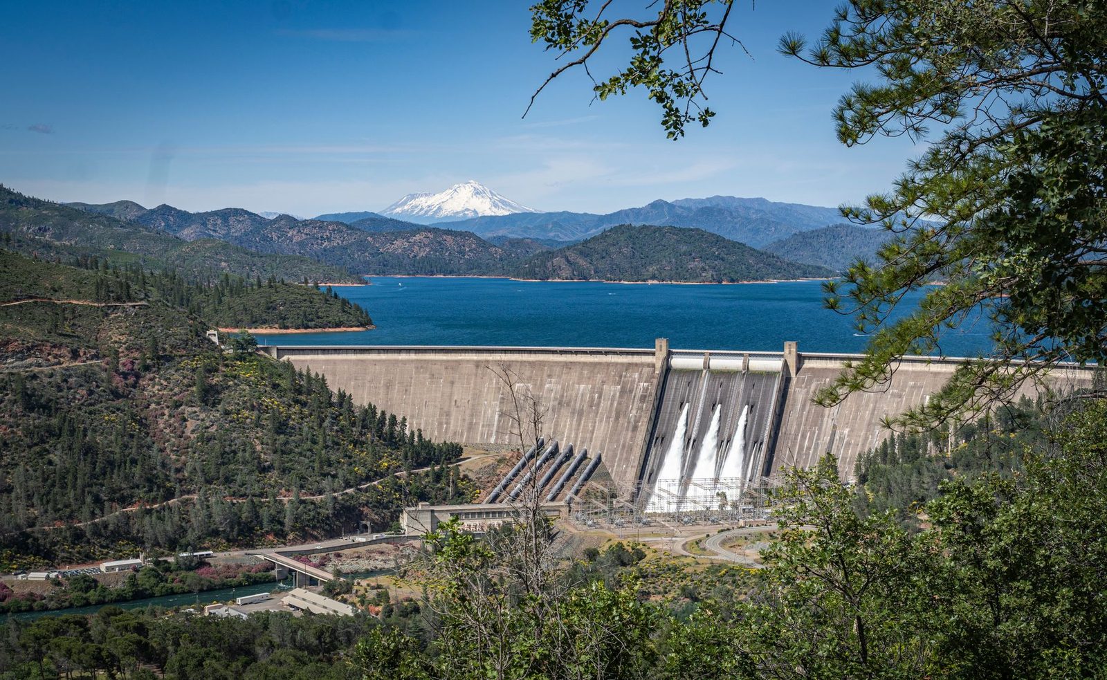 Shasta Dam and Shasta Lake with Mount Shasta in the distance, north of Redding