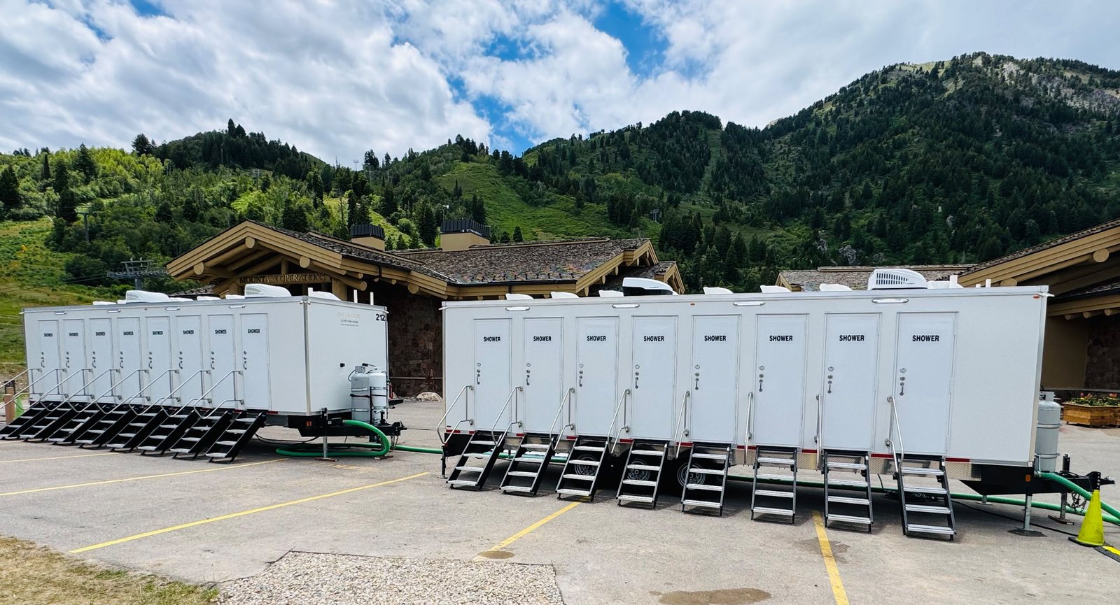 8 station shower trailer in the mountain resort (shower trailer rental, Arizona)